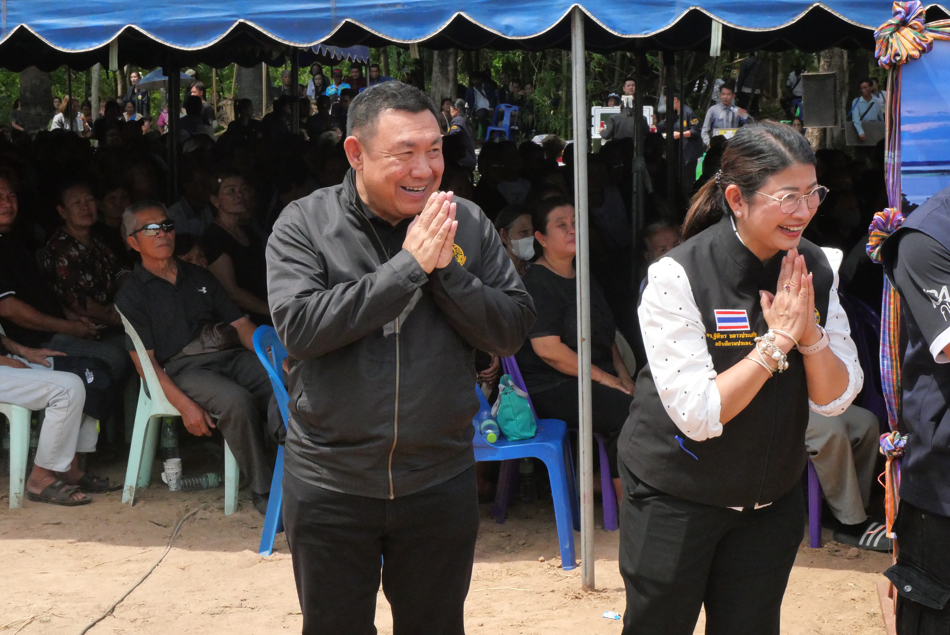 title - ส.ป.ก. ติดตามรัฐมนตรีช่วยว่าการกระทรวงเกษตรและสหกรณ์ (นายวัชระพล ขาวขำ) พร้อมคณะ ลงพื้นที่ตรวจราชการในพื้นที่จังหวัดกาฬสินธุ์ (จุดที่ 1) 
